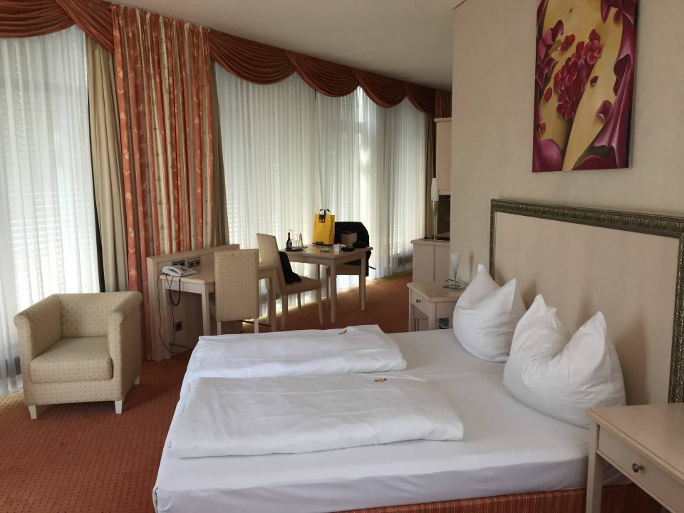 Koncept Hotel Benedikt Зігбург Екстер'єр фото